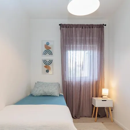 Bella Lux With Jacuzzi, Grill & Garden 자다르