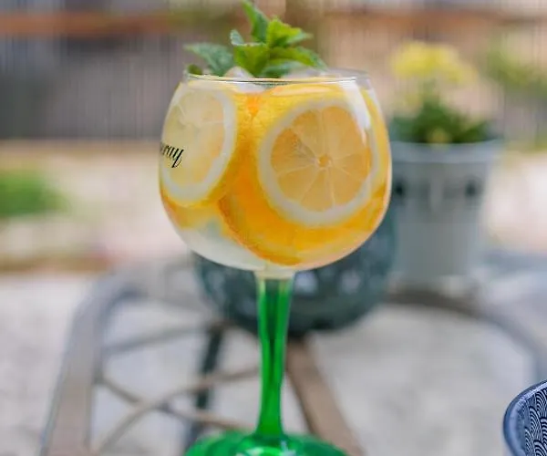 Bella Lux With Jacuzzi, Grill & Garden 公寓 *