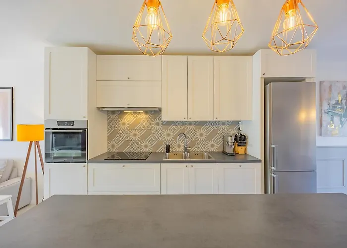 Bella Lux With Jacuzzi, Grill & Garden Lägenhet Zadar